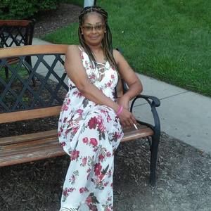 Meet your Posher, Leonda